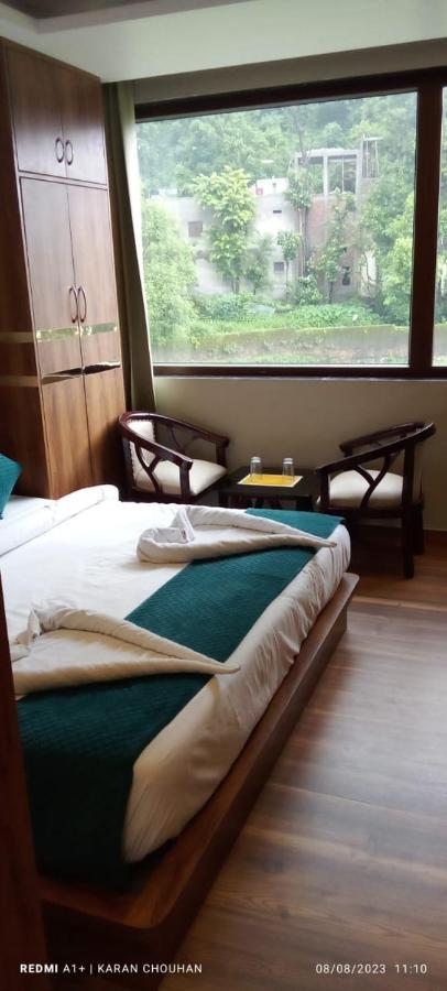 Hotel & Hostel Vimal Gangaリシケーシュ エクステリア 写真